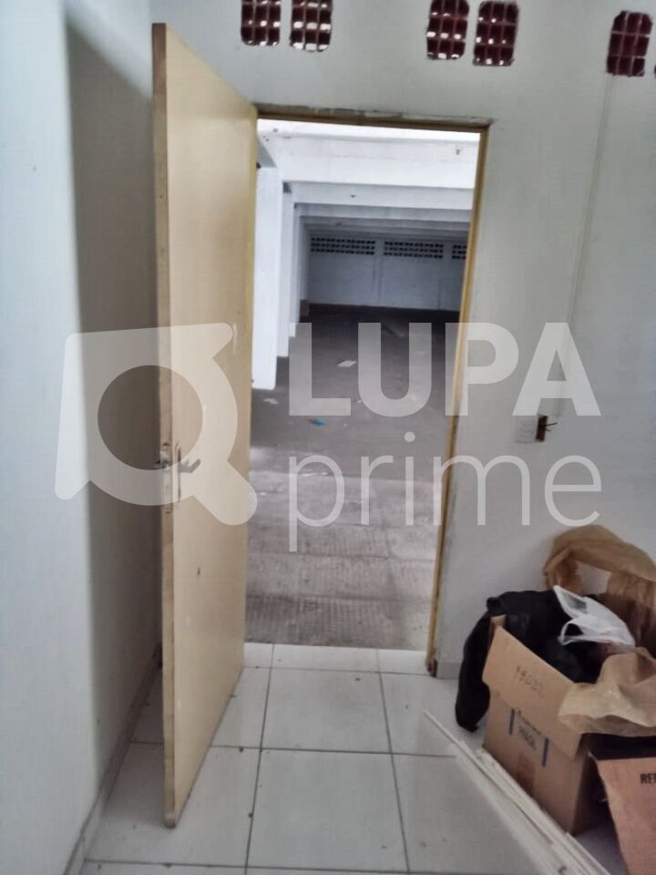 galpao-venda-sao-paulo-parque-peruche-18vagas-760m2-LM16151