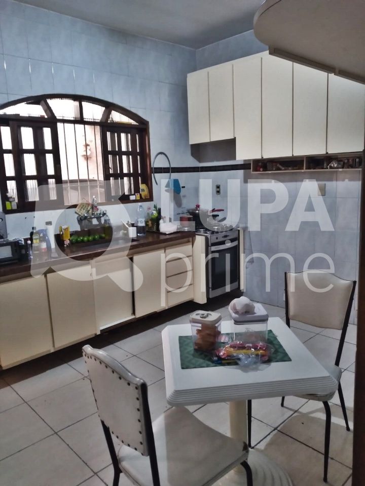 casa-terrea-venda-sao-paulo-vila-maria-3dormitorios-1suite-4vagas-131m2-LM16231