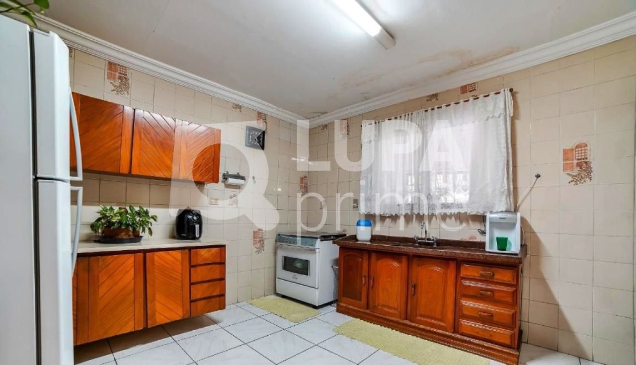 sobrado-venda-sao-paulo-vila-guilherme-6dormitorios-2suites-3vagas-220m2-LM17483