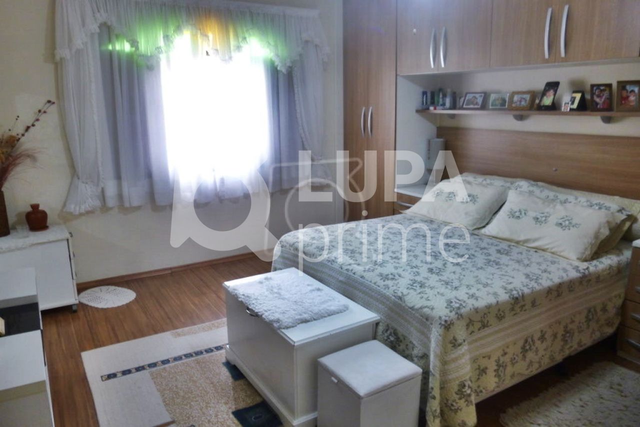 sobrado-venda-sao-paulo-vila-sabrina-3dormitorios-1suite-2vagas-169m2-LM19293