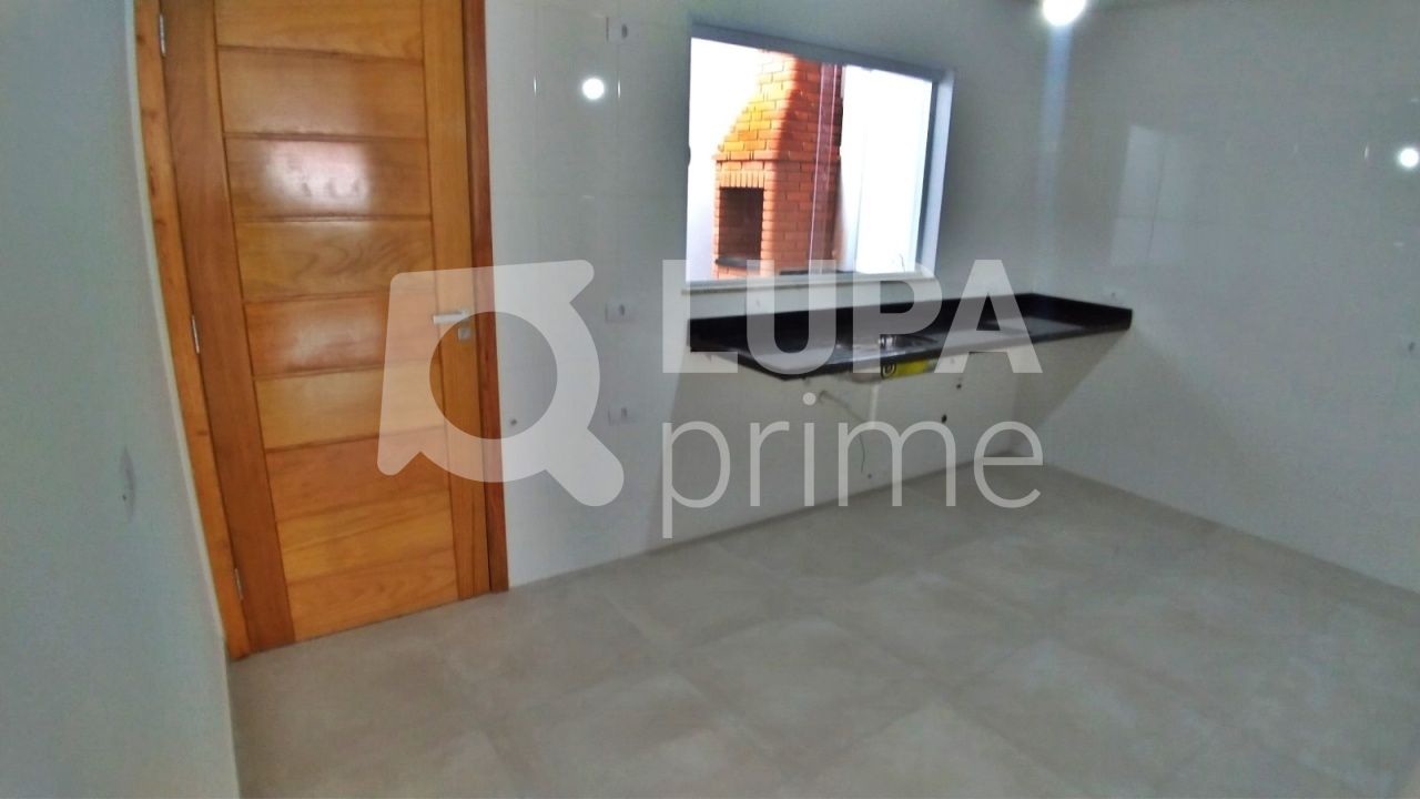 sobrado-venda-sao-paulo-vila-medeiros-3dormitorios-3suites-2vagas-150m2-LM19425