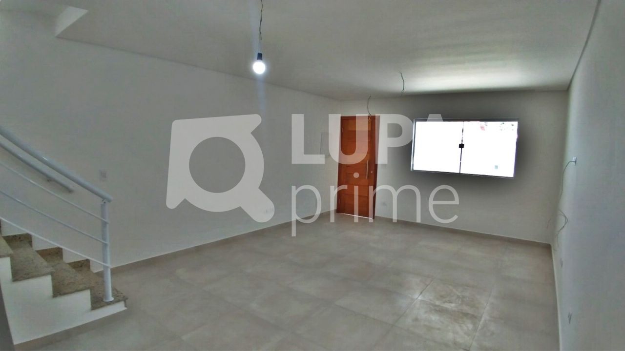 sobrado-venda-sao-paulo-vila-medeiros-3dormitorios-3suites-2vagas-140m2-LM19426