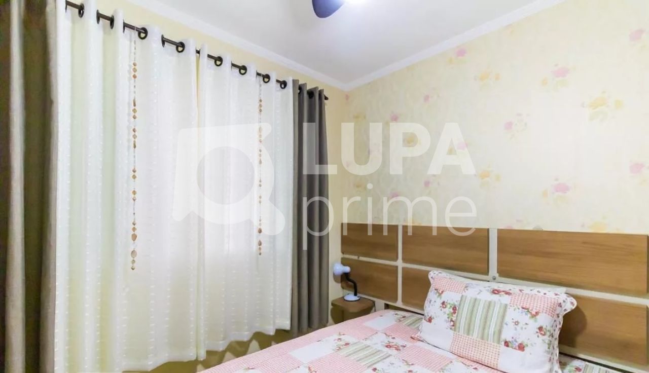 casa-terrea-venda-sao-paulo-vila-maria-alta-6dormitorios-1suite-2vagas-199m2-LM19695
