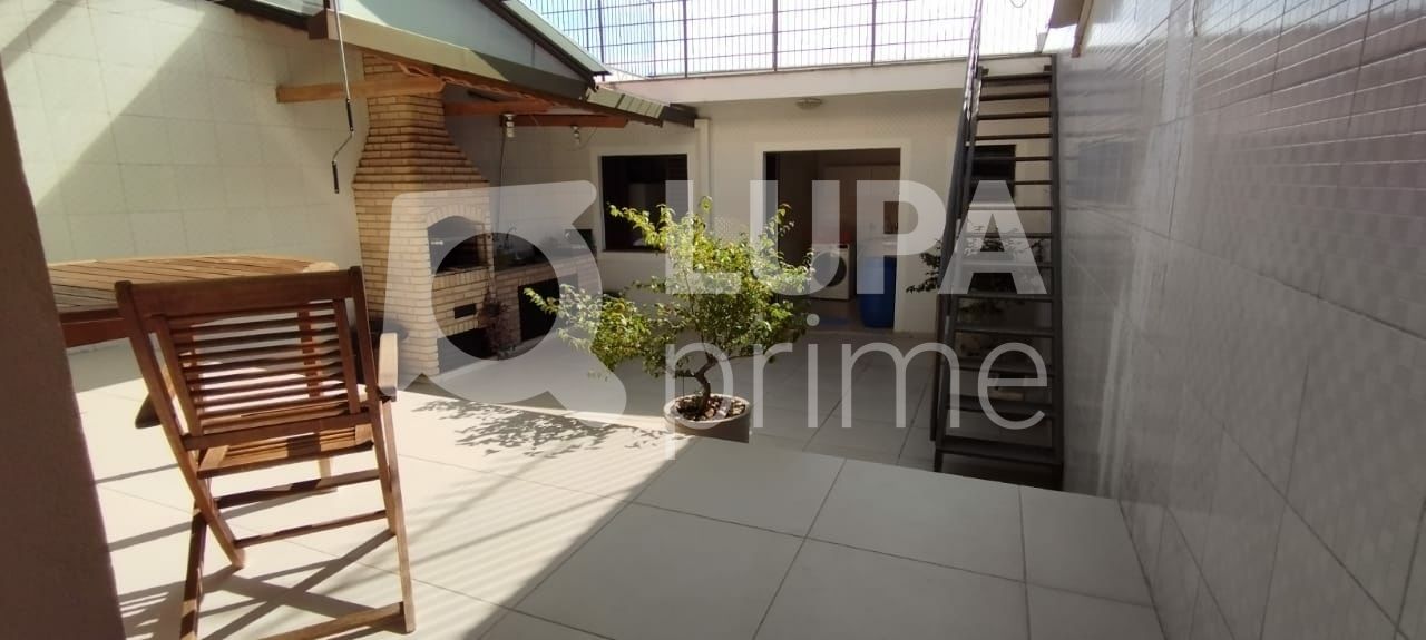 sobrado-venda-sao-paulo-vila-guilherme-3dormitorios-3suites-4vagas-175m2-LM20060