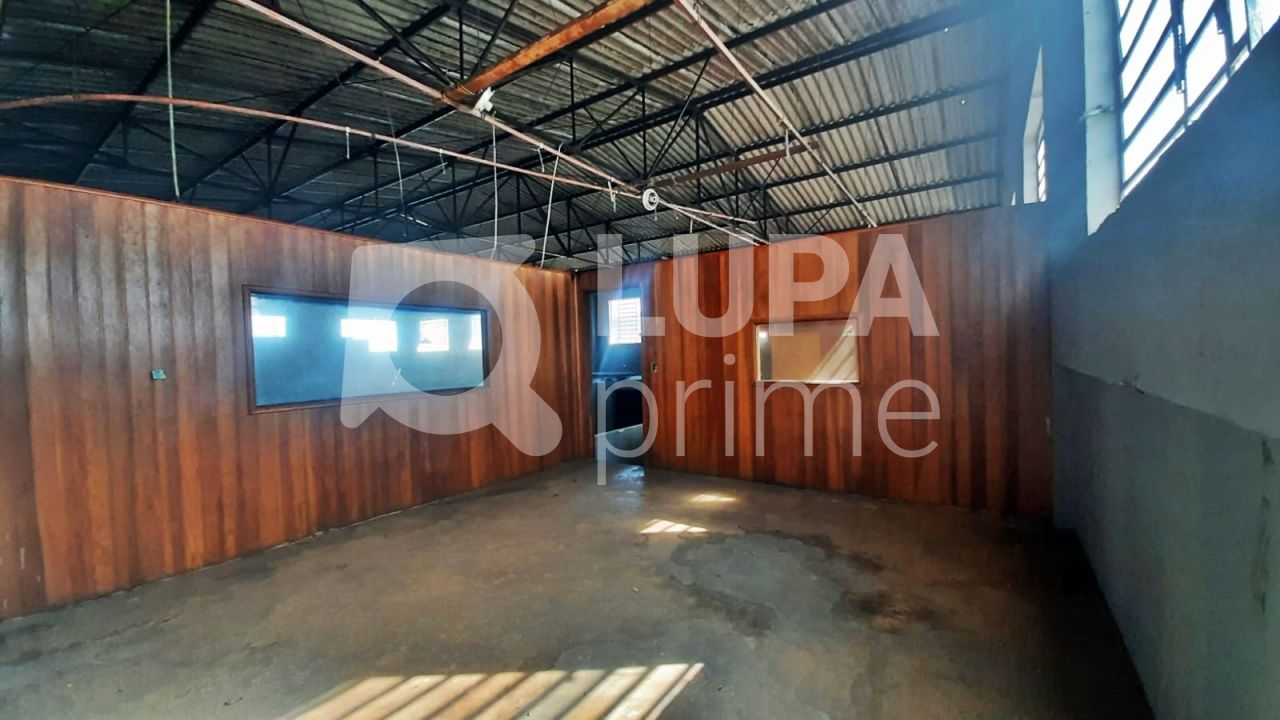 galpao-venda-sao-paulo-campo-limpo-6vagas-515m2-LM20214