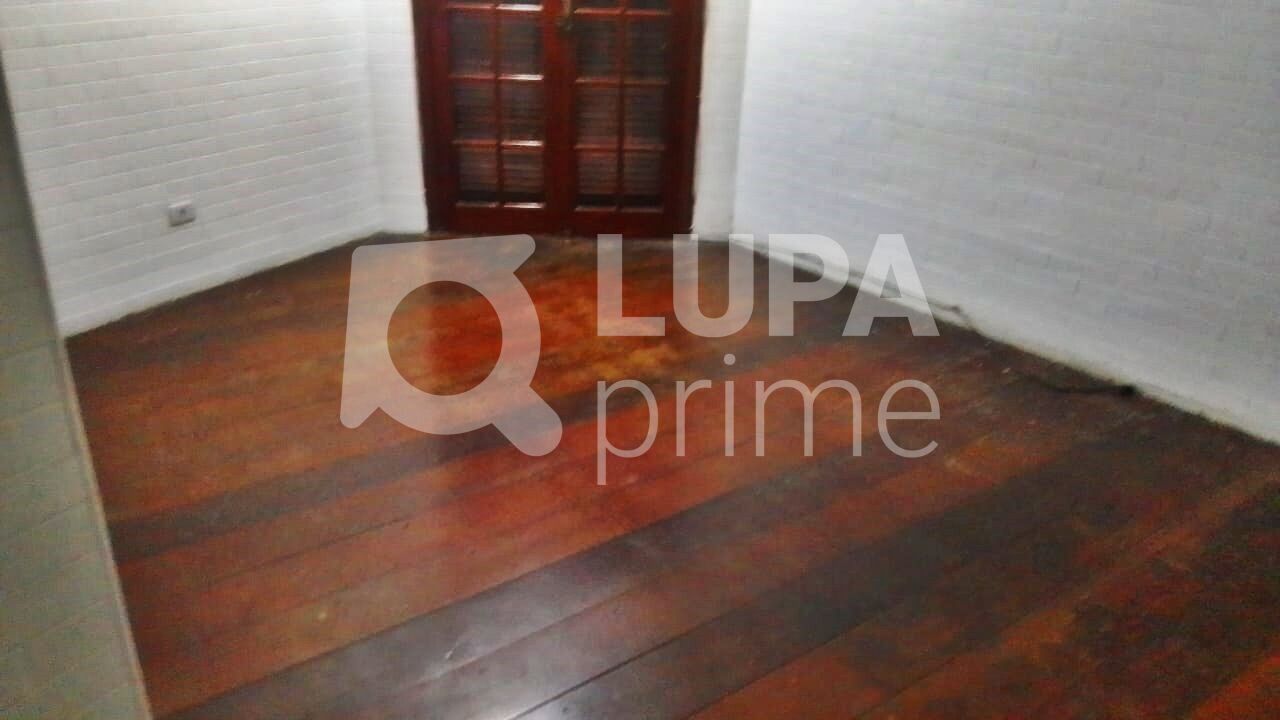 Casa, 4 quartos, 240 m² - Foto 3
