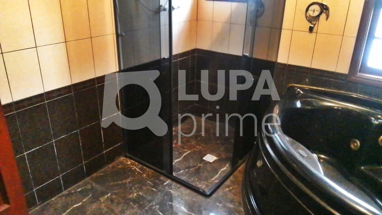 Casa, 4 quartos, 240 m² - Foto 10