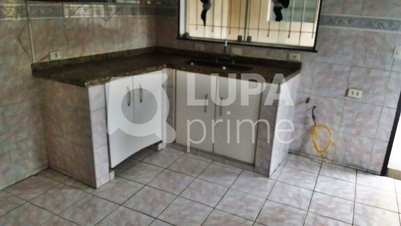 Casa, 4 quartos, 240 m² - Foto 9
