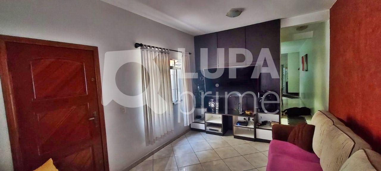 sobrado-venda-sao-paulo-vila-sabrina-3dormitorios-1suite-2vagas-150m2-LM22311