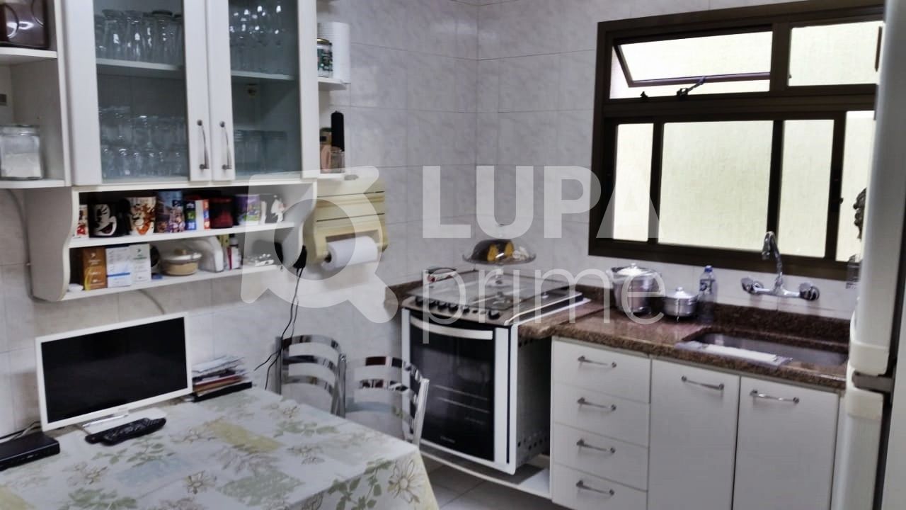 sobrado-venda-sao-paulo-vila-sabrina-3dormitorios-3suites-2vagas-174m2-LM22940