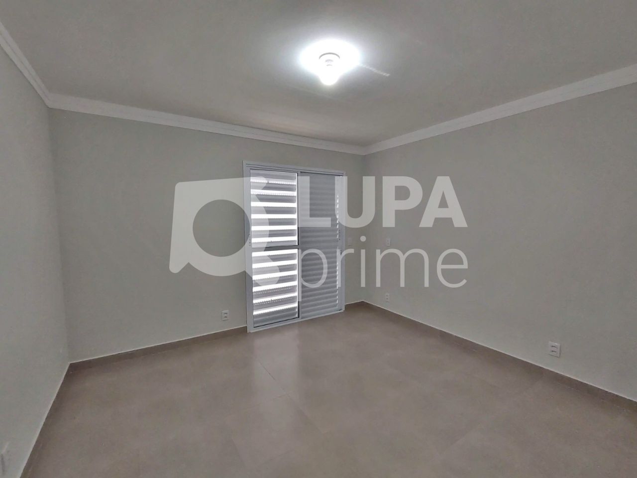 casa-terrea-venda-sao-paulo-vila-medeiros-2dormitorios-1vaga-76m2-LM23032