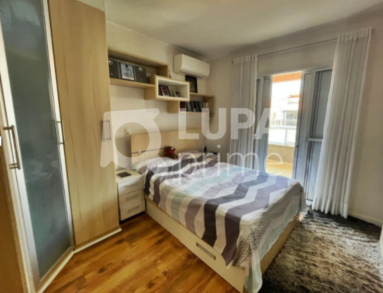 sobrado-venda-sao-paulo-vila-guilherme-5dormitorios-1suite-2vagas-166m2-LM23142
