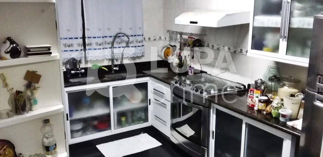 sobrado-venda-sao-paulo-vila-sabrina-3dormitorios-2suites-2vagas-227m2-LM24935