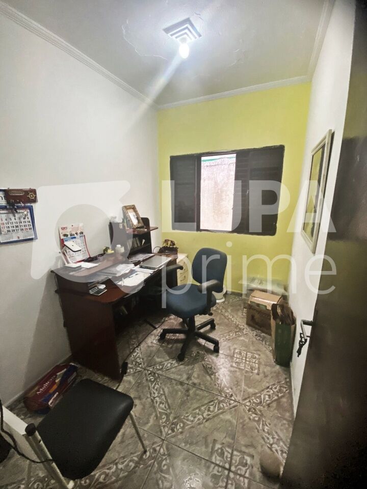 casa-terrea-venda-sao-paulo-vila-sabrina-6dormitorios-1suite-3vagas-250m2-LM25628