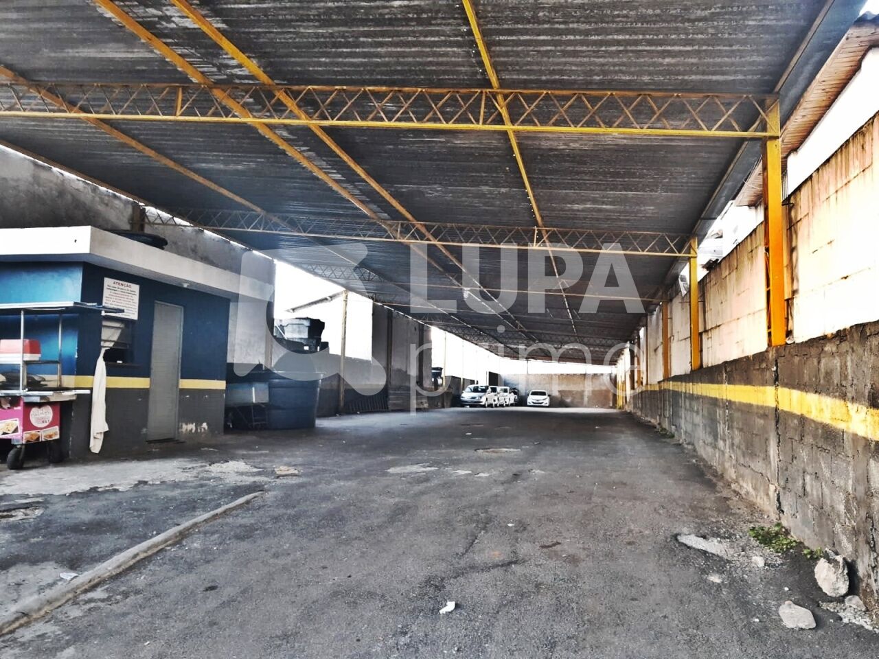Depósito-Galpão, 570 m² - Foto 1