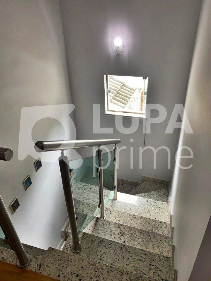 sobrado-venda-sao-paulo-vila-guilherme-5dormitorios-1suite-3vagas-329m2-LM26187