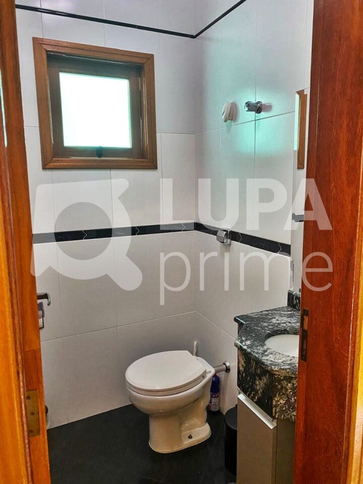 sobrado-venda-sao-paulo-vila-guilherme-5dormitorios-1suite-3vagas-329m2-LM26187