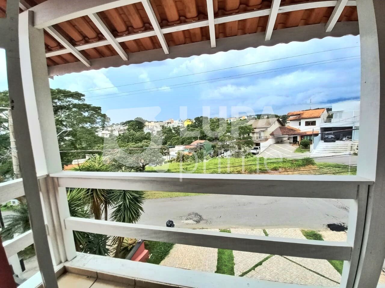 condominio-venda-mogi-das-cruzes-arua-4dormitorios-2suites-4vagas-205m2-LM26355