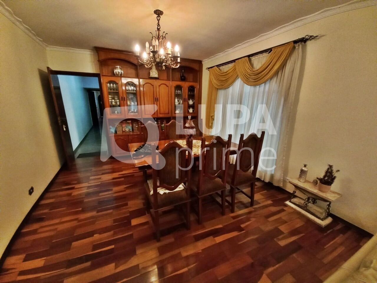 casa-terrea-venda-sao-paulo-vila-maria-alta-4dormitorios-3suites-6vagas-254m2-LM26373