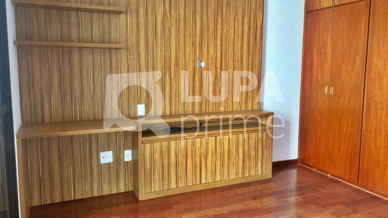 apartamento-venda-sao-paulo-agua-fria-4dormitorios-3suites-4vagas-253m2-LM26617