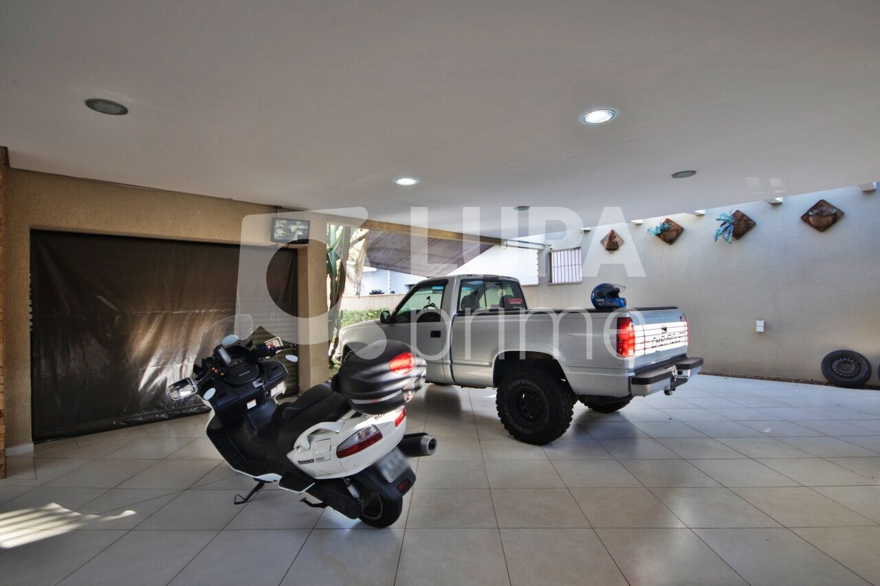 casa-terrea-venda-sao-paulo-tremembe-3dormitorios-3suites-8vagas-679m2-LM27100