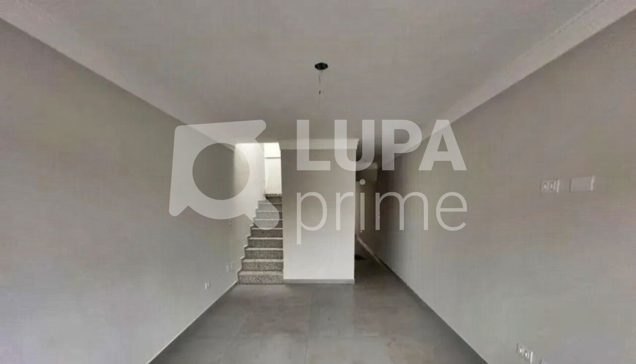 sobrado-venda-sao-paulo-vila-gustavo-3dormitorios-1suite-3vagas-135m2-LM27122