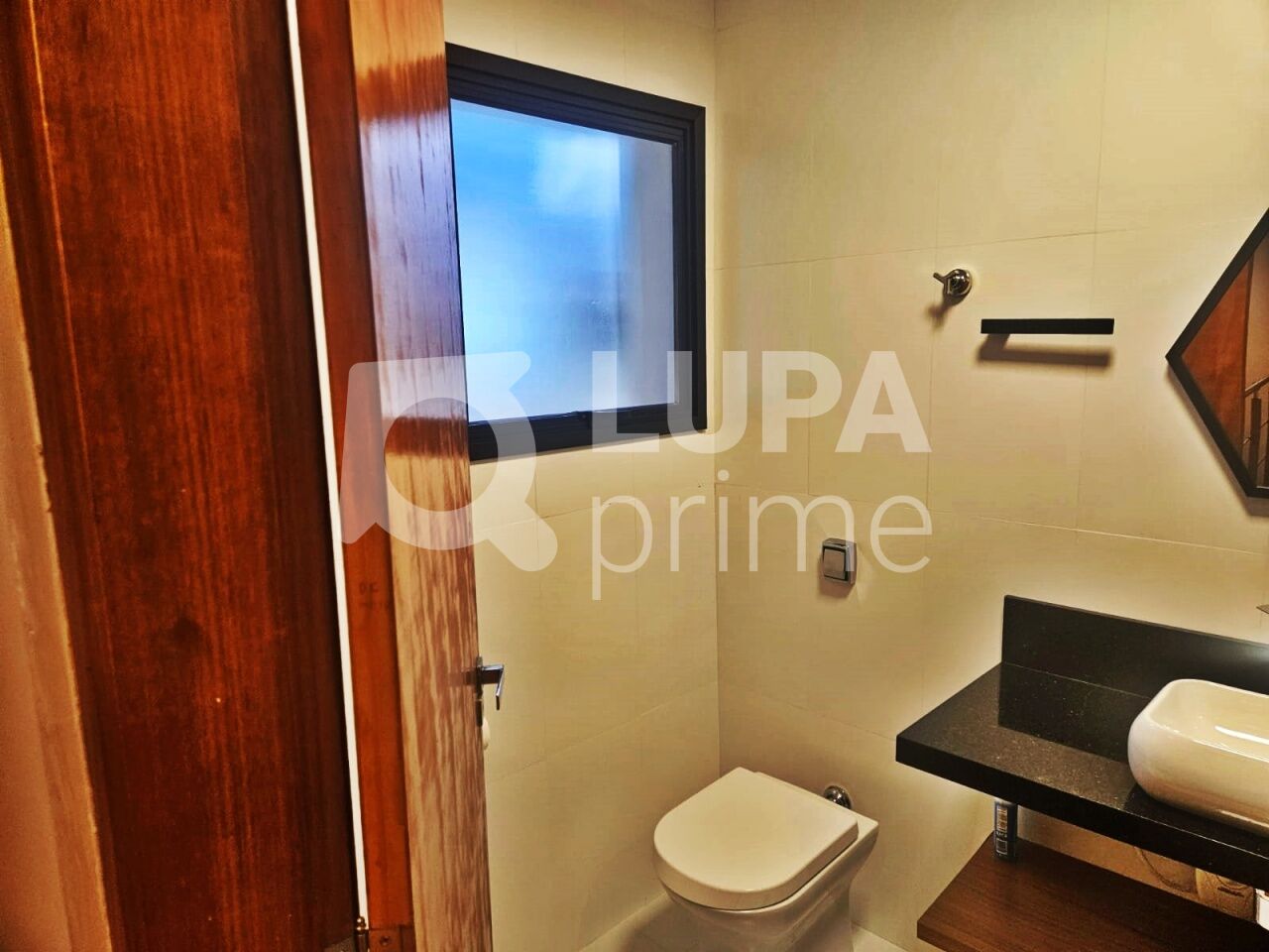 sobrado-venda-sao-paulo-vila-guilherme-3dormitorios-1suite-2vagas-156m2-LM28165