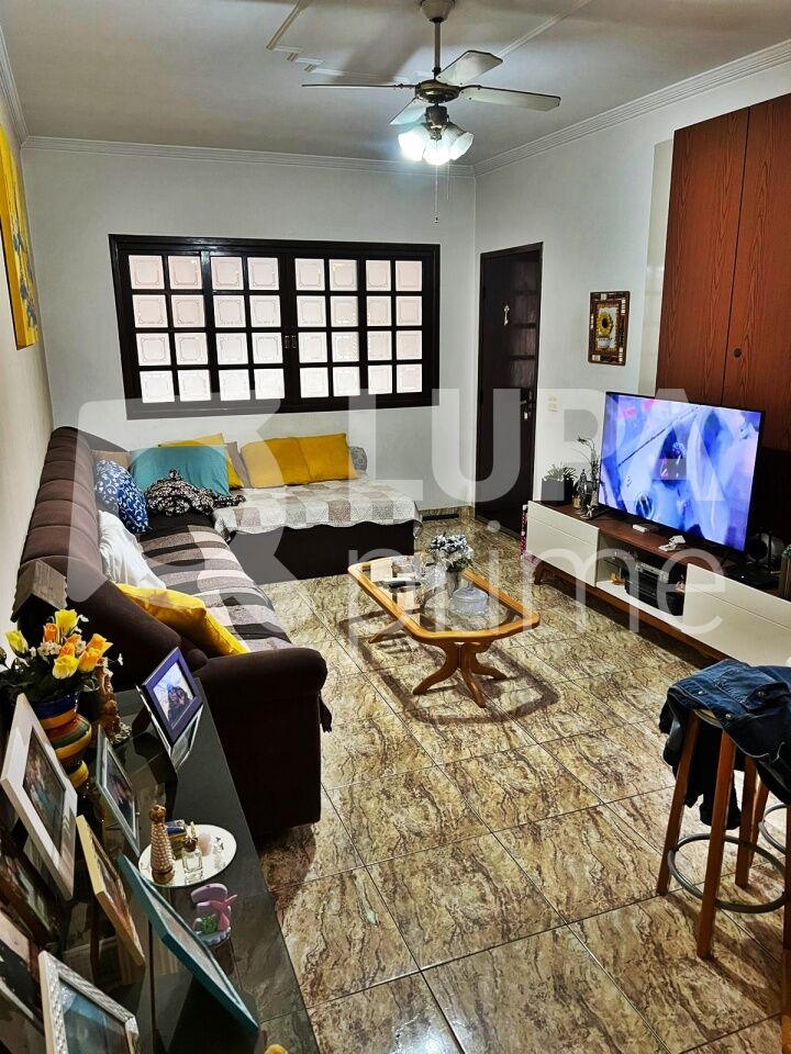 Casa, 3 quartos, 177 m² - Foto 1