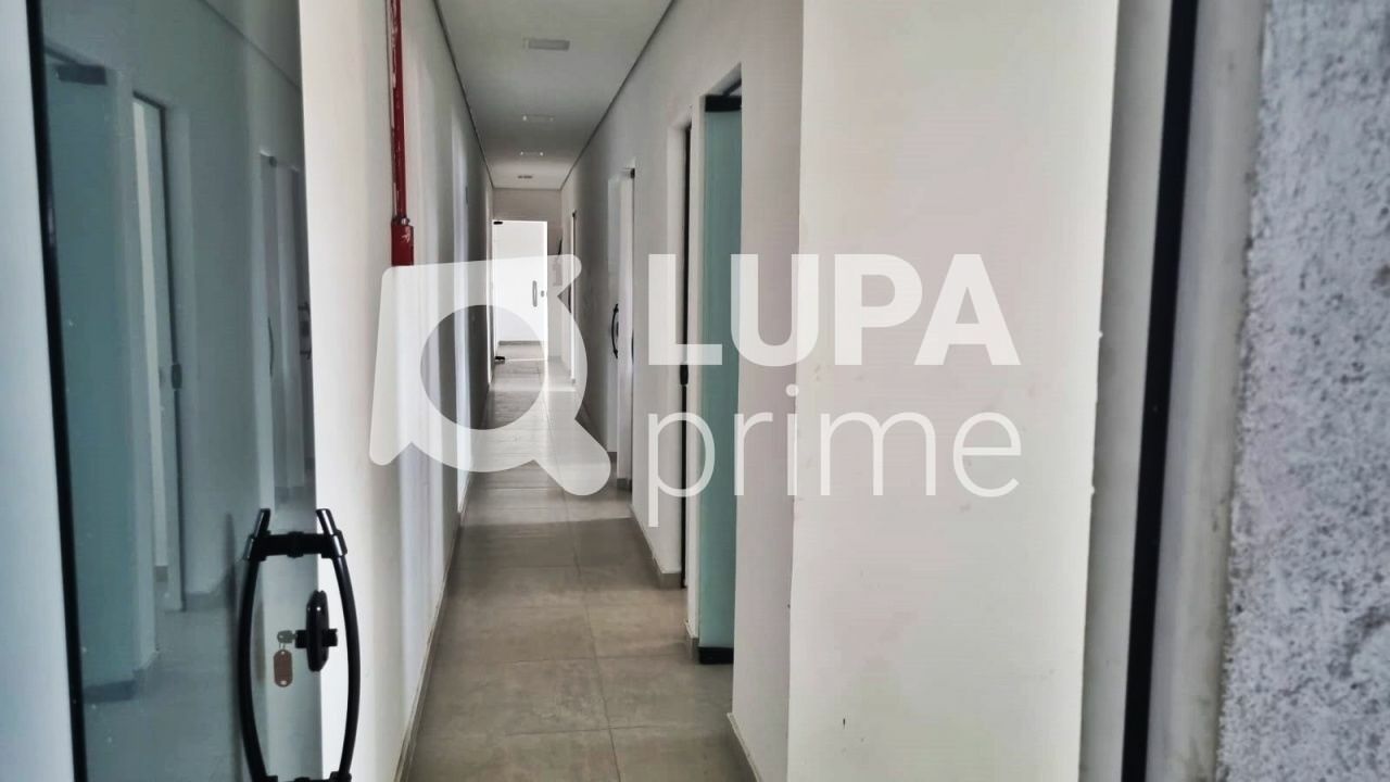 galpao-venda-sao-paulo-jacana-40vagas-2270m2-LM29164