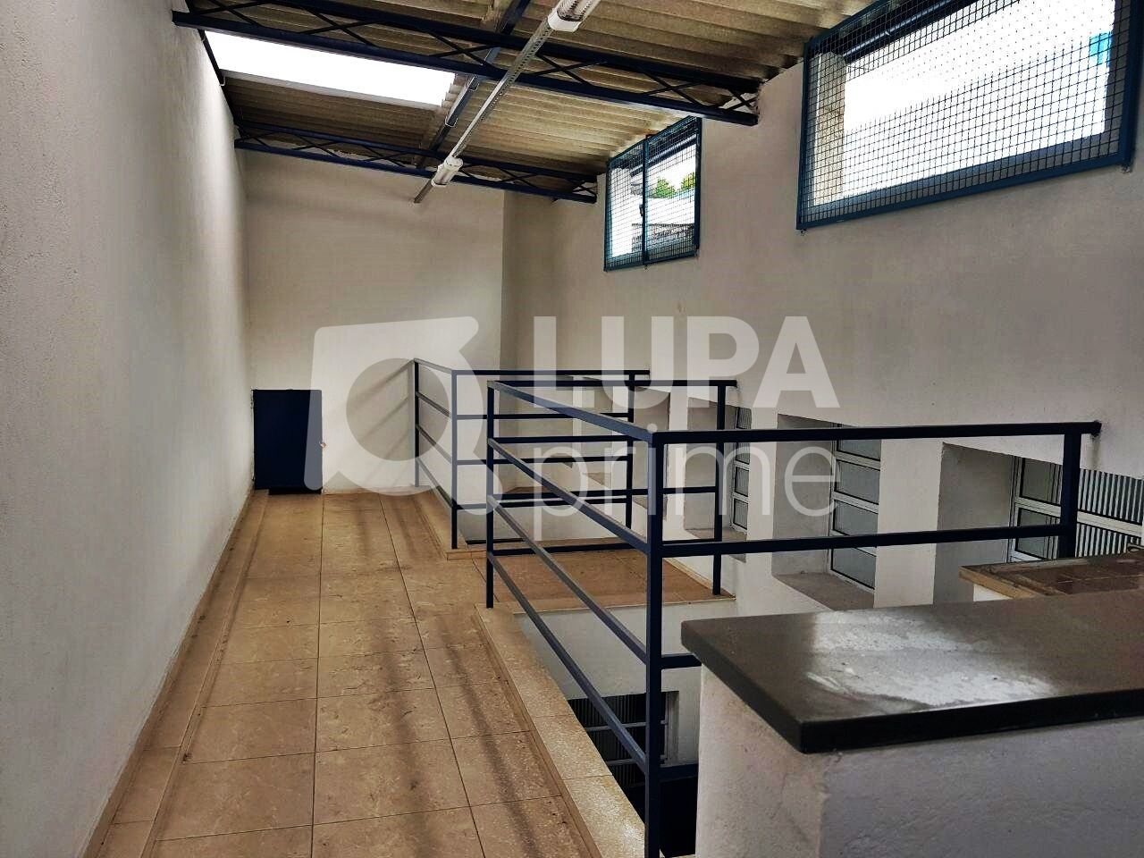 galpao-venda-sao-paulo-mooca-4vagas-430m2-LM29318
