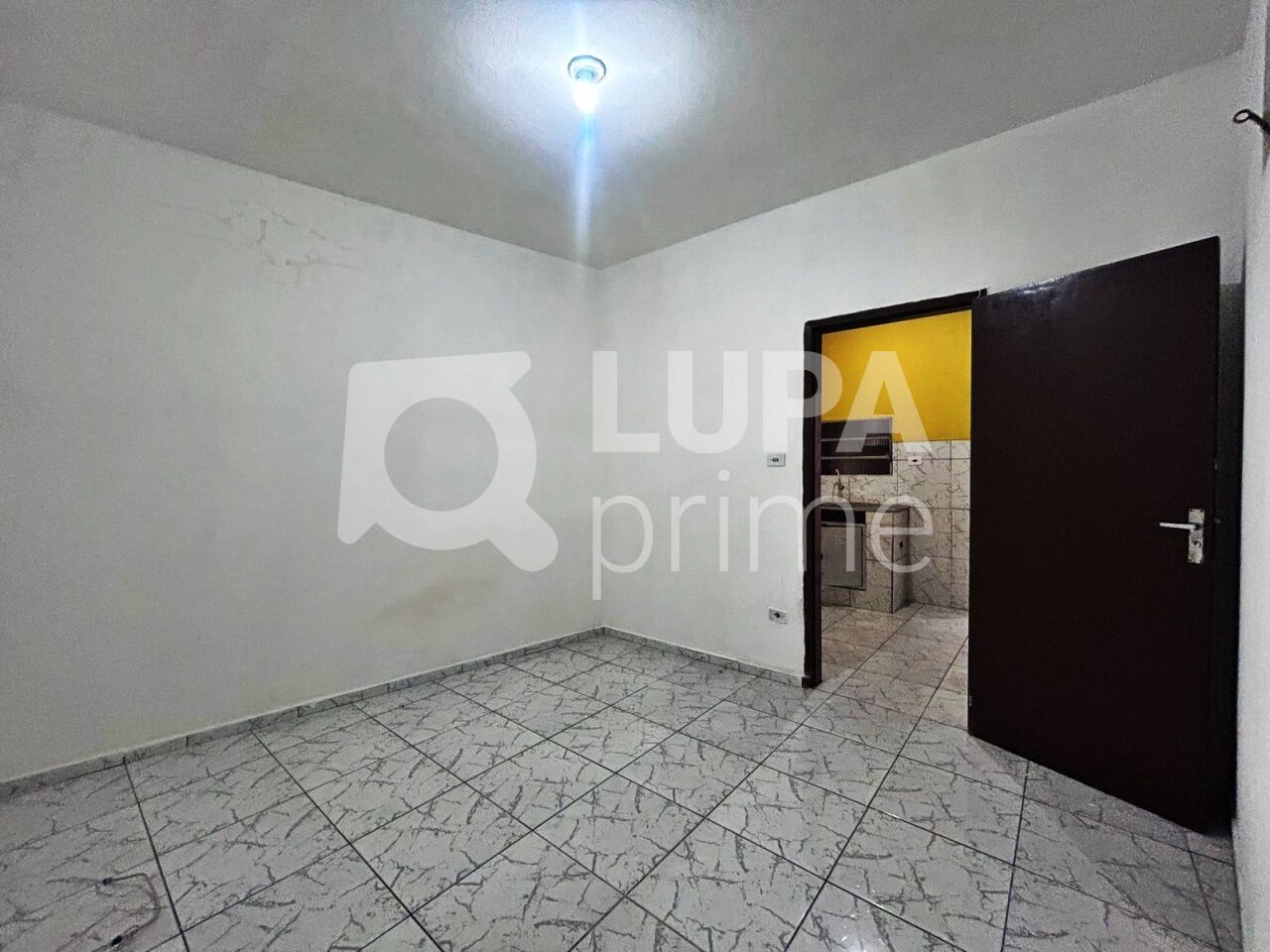 Casa, 1 quarto, 36 m² - Foto 1
