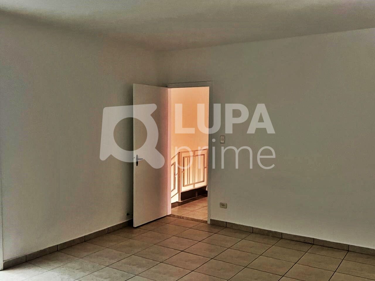 sobrado-locacao-sao-paulo-vila-maria-alta-3dormitorios-1suite-4vagas-200m2-LM30335