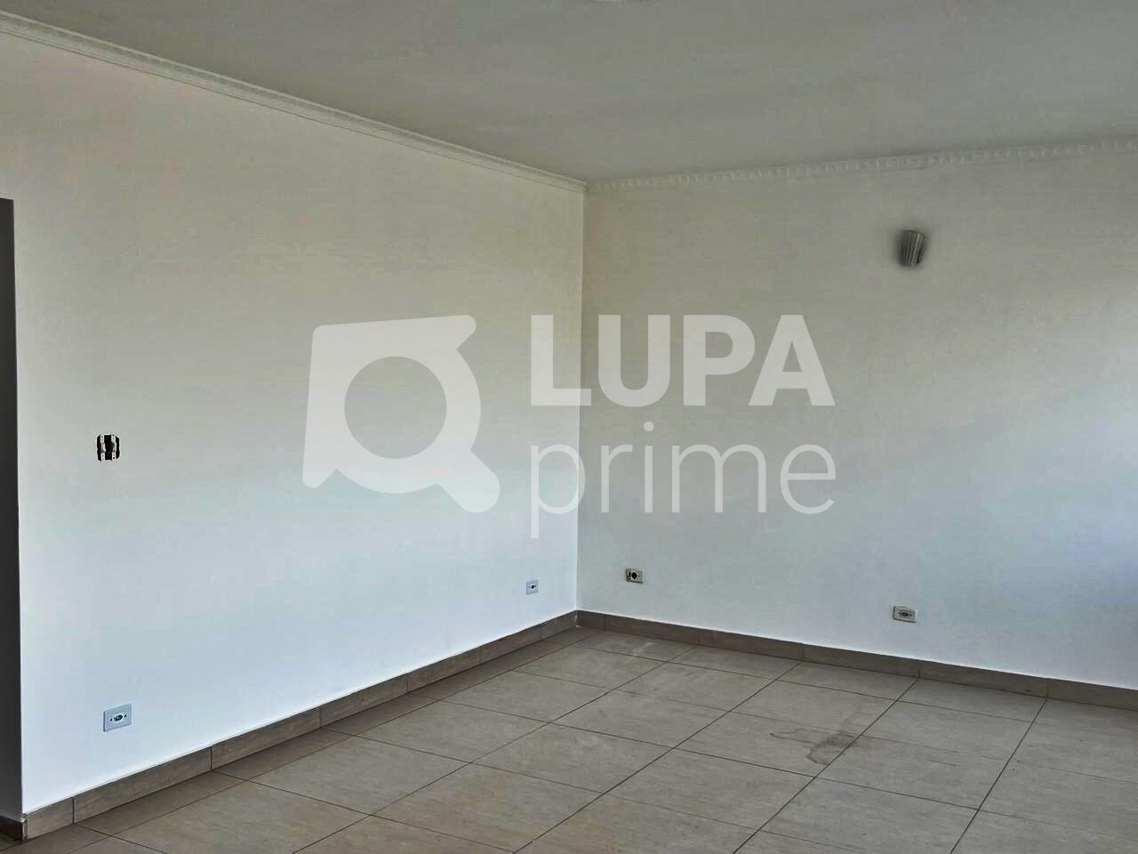 sobrado-locacao-sao-paulo-vila-maria-alta-3dormitorios-1suite-4vagas-200m2-LM30335