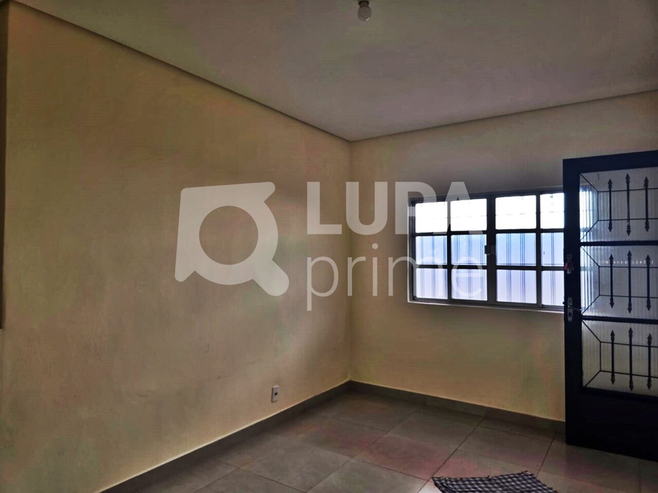 Casa, 2 quartos, 145 m² - Foto 1