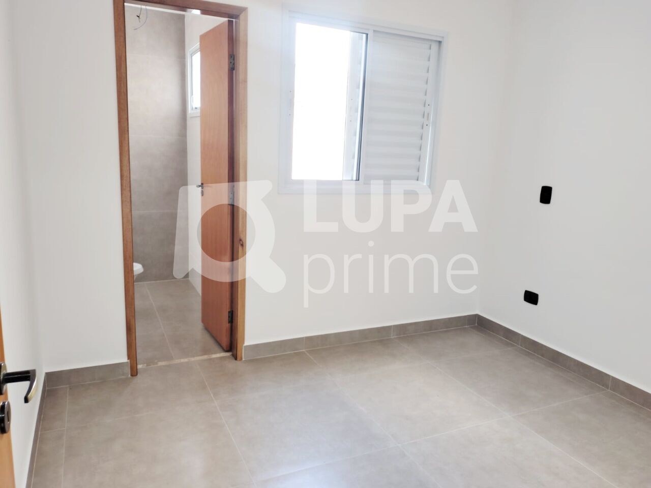 sobrado-venda-sao-paulo-vila-gustavo-3dormitorios-3suites-2vagas-84m2-LM30579