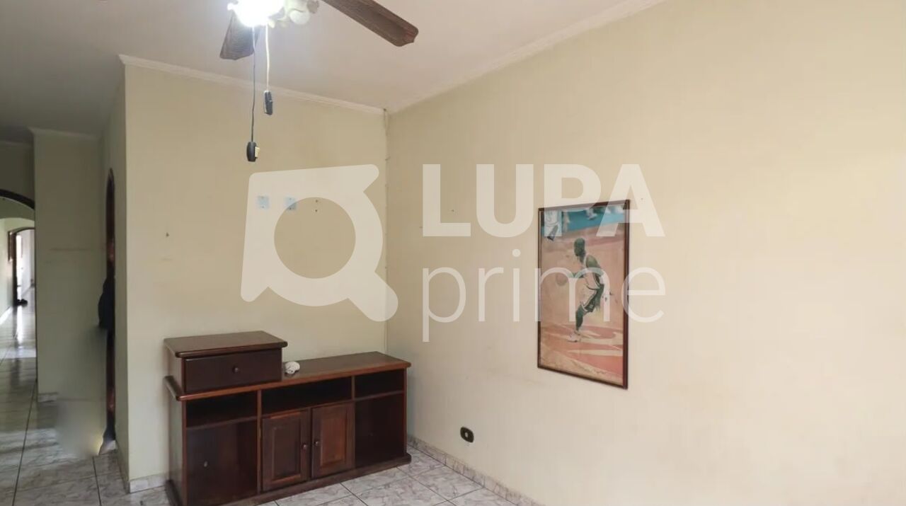 Casa, 4 quartos, 306 m² - Foto 4