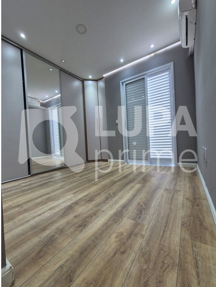 sobrado-venda-sao-paulo-vila-pedra-branca-3dormitorios-1suite-2vagas-110m2-LM30840