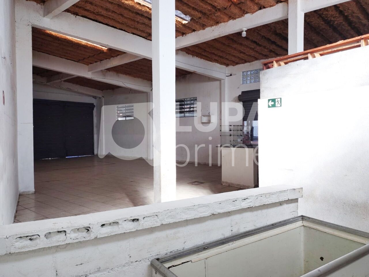 Loja-Salão, 700 m² - Foto 2