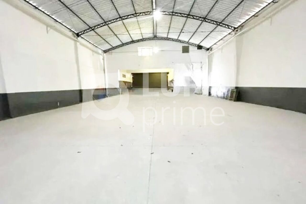 Depósito-Galpão, 850 m² - Foto 1