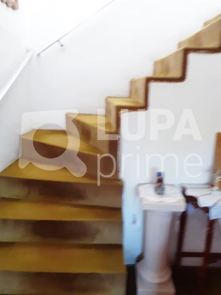 Casa, 3 quartos, 131 m² - Foto 2