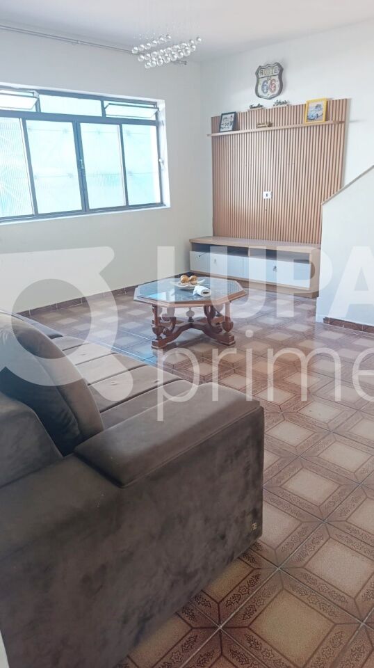 Casa, 2 quartos, 70 m² - Foto 1