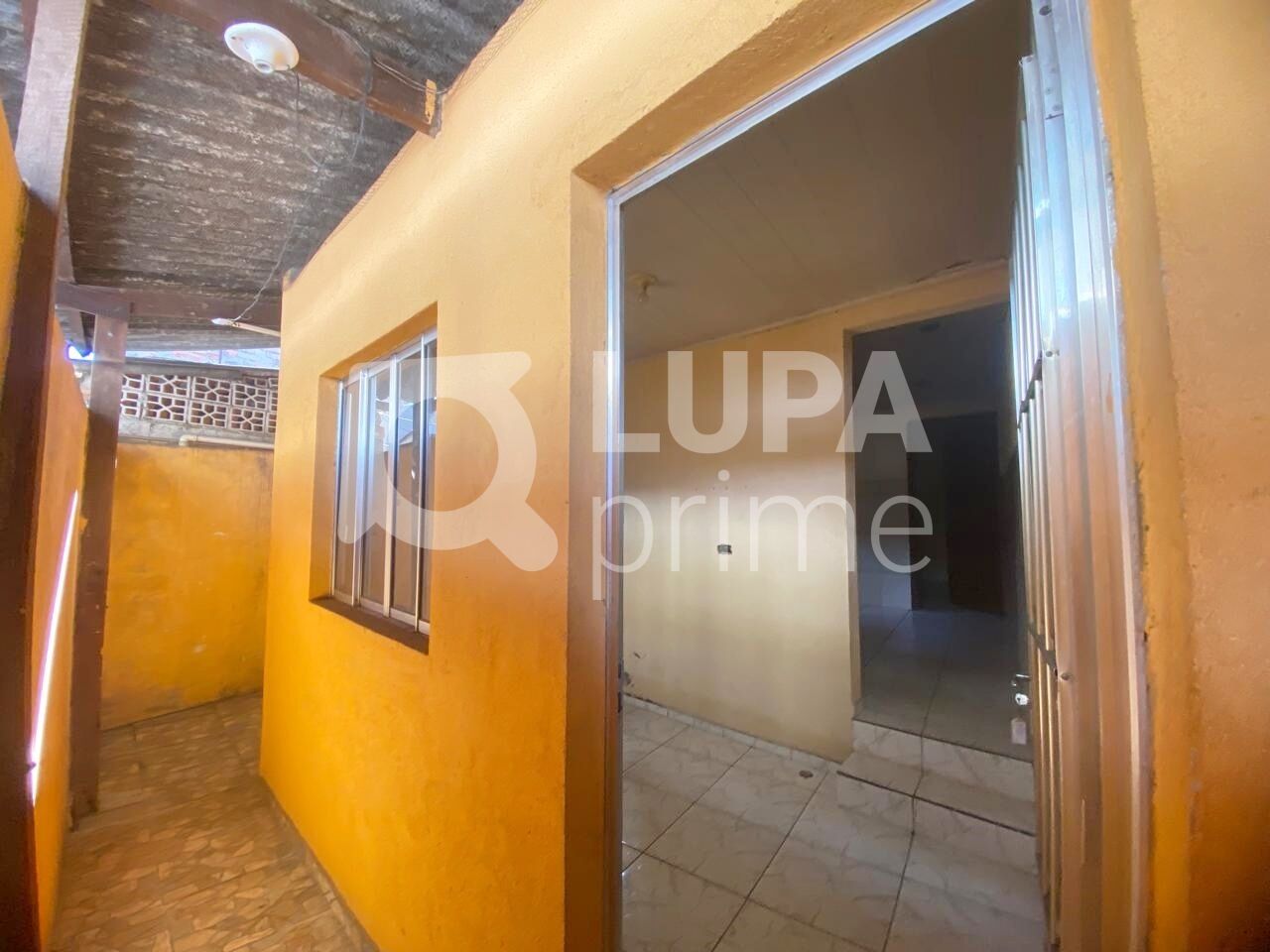 Casa, 1 quarto, 30 m² - Foto 1