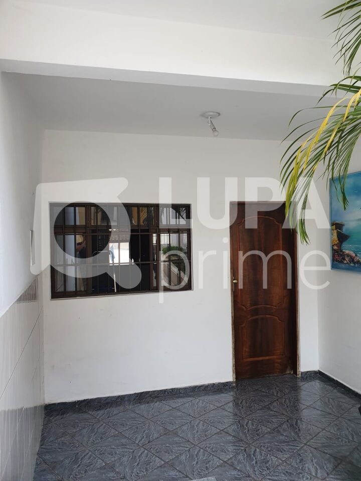 Casa, 4 quartos, 260 m² - Foto 30