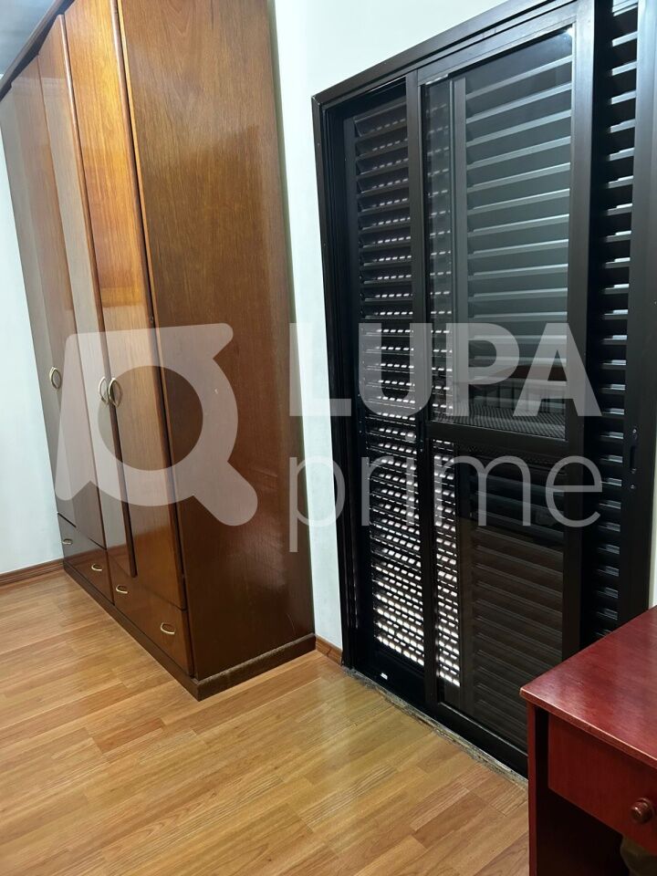 Casa, 3 quartos, 200 m² - Foto 17