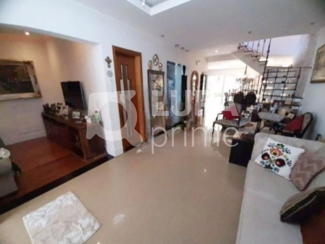 Casa, 3 quartos, 178 m² - Foto 1