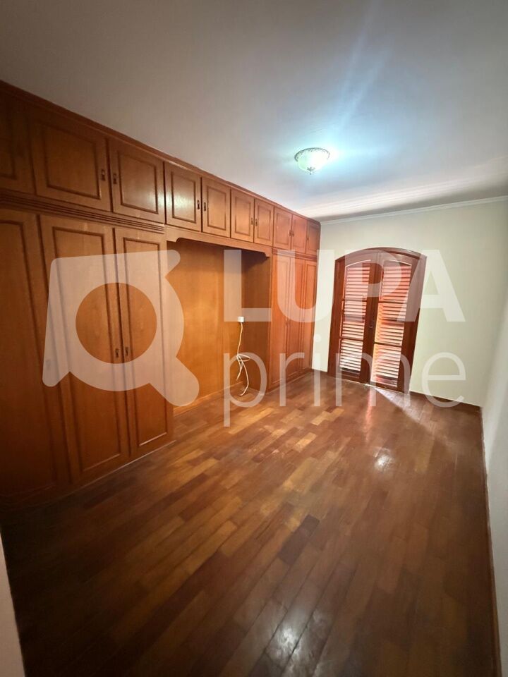 Casa, 5 quartos, 266 m² - Foto 9