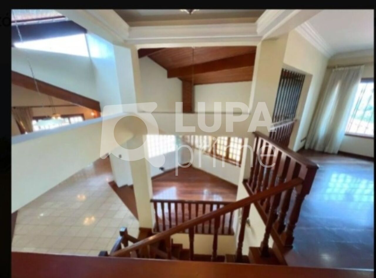 Casa, 3 quartos, 350 m² - Foto 1