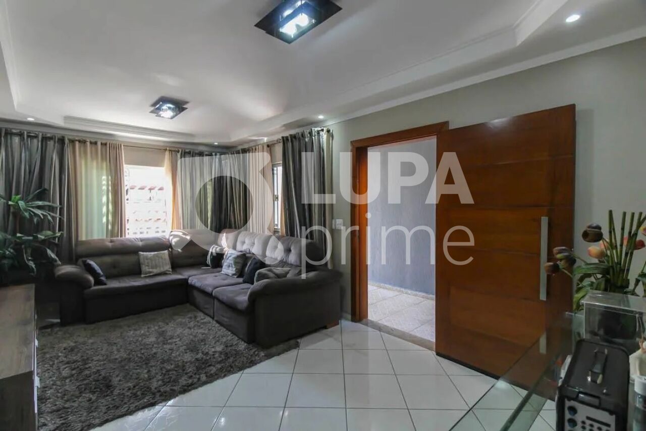 Casa, 6 quartos, 182 m² - Foto 4