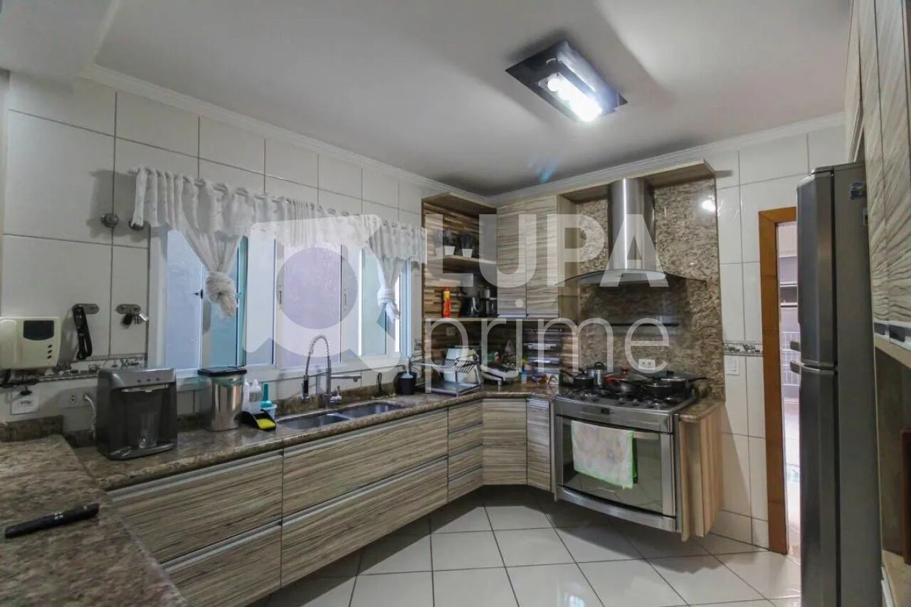 Casa, 6 quartos, 182 m² - Foto 10