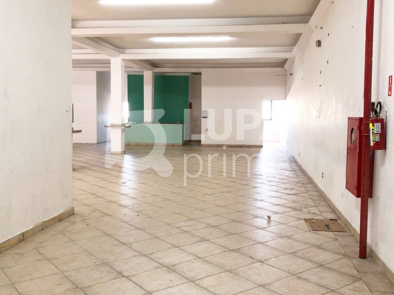 Loja-Salão, 400 m² - Foto 1